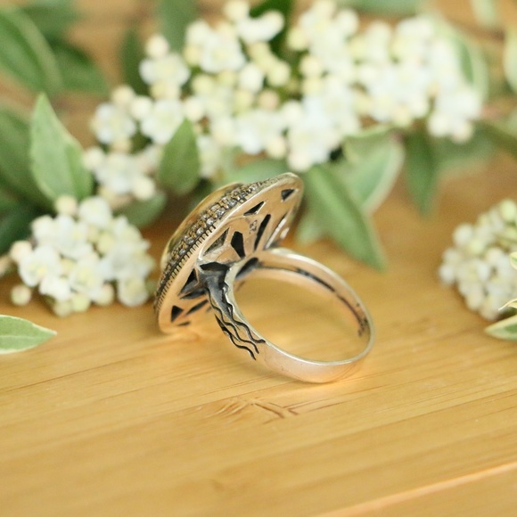 Sterling Silver Jade Stone and Cubic Zirconia Size 7.75 - Picture 6 of 8